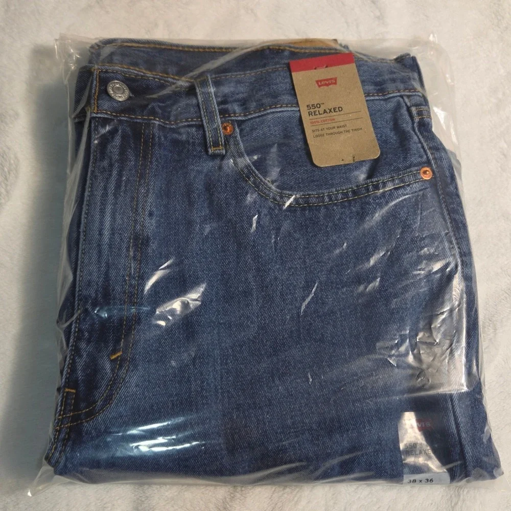 Levi's 550 Relaxed 38x36 Men's Jeans Medium Stonewash Straight Leg Blue